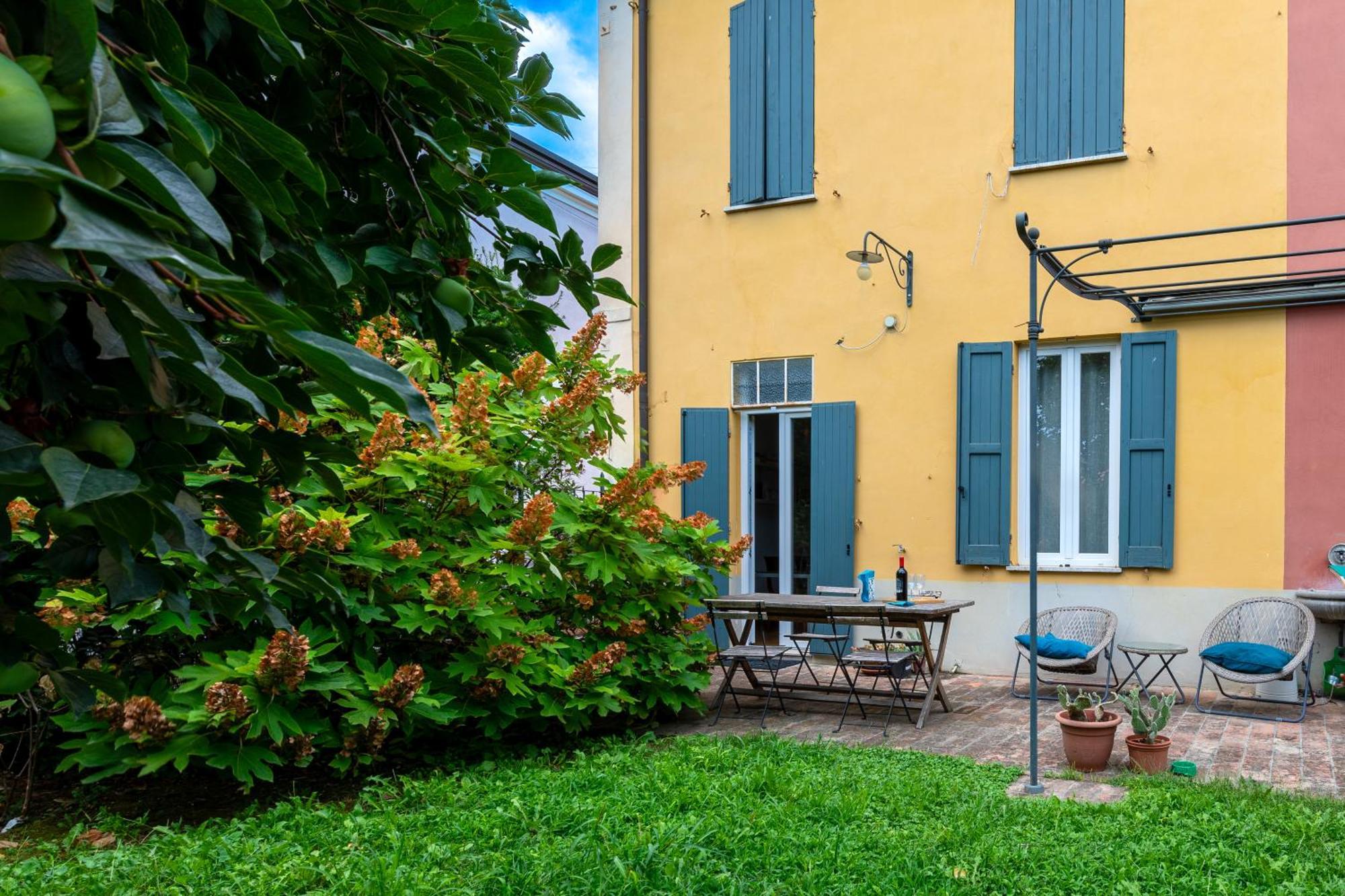 Casa60 Apartemen